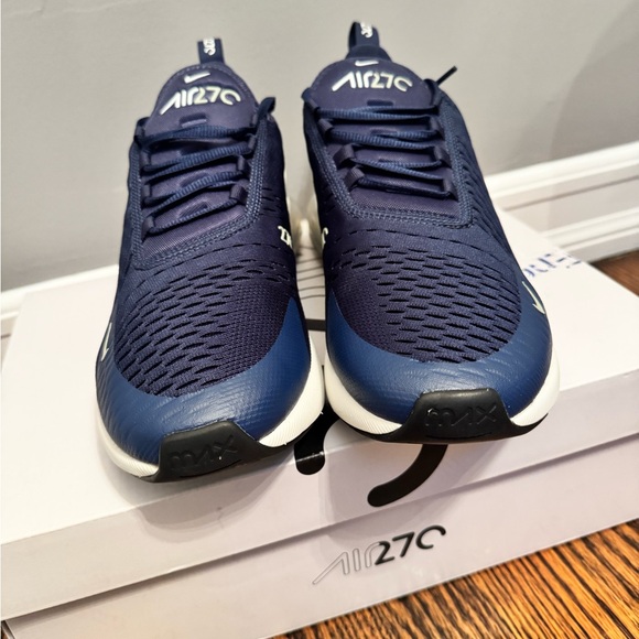 BNIB Nike Air Max 270 men’s size 10.5 - Picture 2 of 9